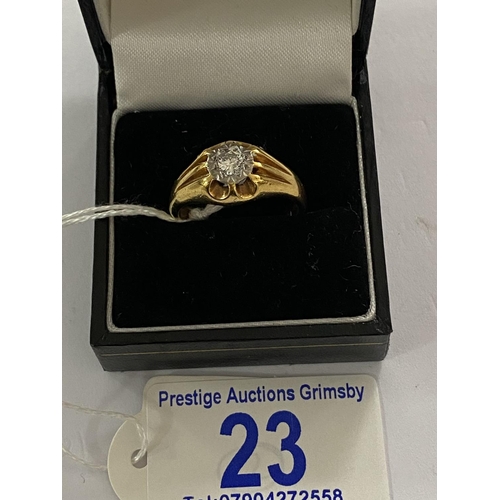 23 - 18ct gold solitare dimond gypsy ring illusion set and a very nice diamond size r and a half and weig... 