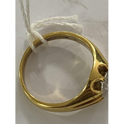 23 - 18ct gold solitare dimond gypsy ring illusion set and a very nice diamond size r and a half and weig... 