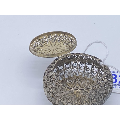 323 - continetal silver filegree basket with stunning detail 29.06g