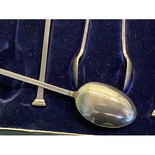 39 - sterling silver tea spoon set with sugar tongs in original case