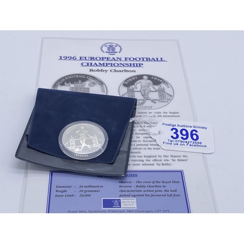 396 - sterling silver 1996 european football championship coin 1 ounce silver bobby charlton