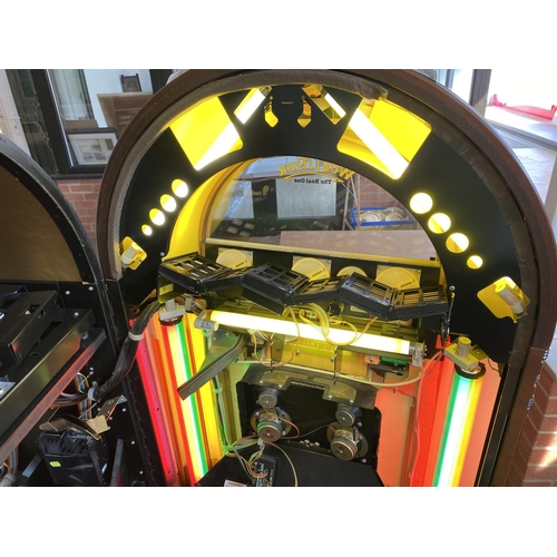 398 - Wurlitzer one more time 184/f91 jukebox in great condition with the bubble effect around the dome. T... 