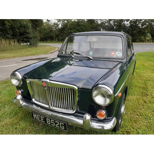 401 - stunning 1968 mg 1300 in original conought green, a local car with original grimsby registration and... 