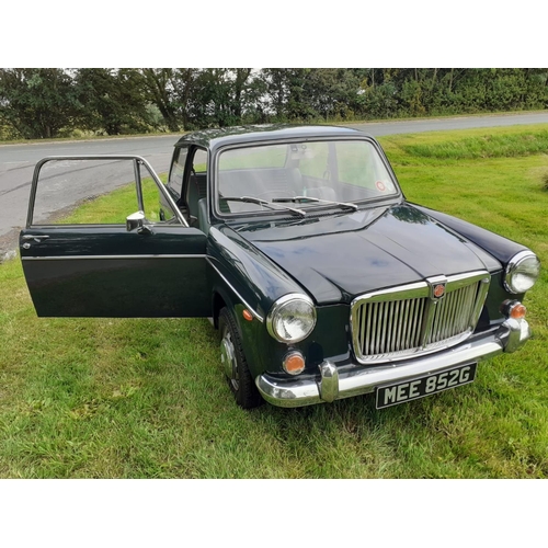 401 - stunning 1968 mg 1300 in original conought green, a local car with original grimsby registration and... 