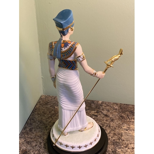 50 - Wedgwood akhenaten figurine boxed with certificate