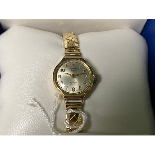 259 - Ladies 9ct gold cased rotary watch in good working order and in the original box