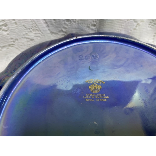 13 - FIELDINGS ROYAL GEORGE LUSTRE BOWL 10.5