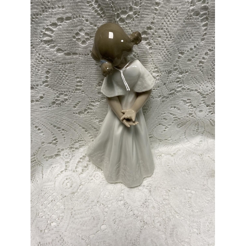 19 - NAO FIGURINE OF A GIRL 8