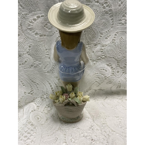 55 - LLADRO GIRL WITH FLOWER BASKETS 9