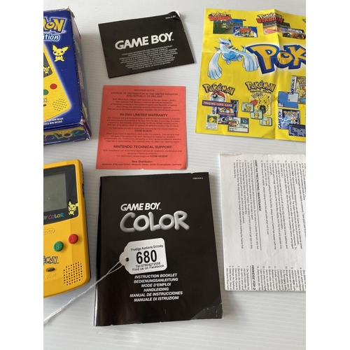 680 - rare pokemon special edition gameboy colour complete in the box