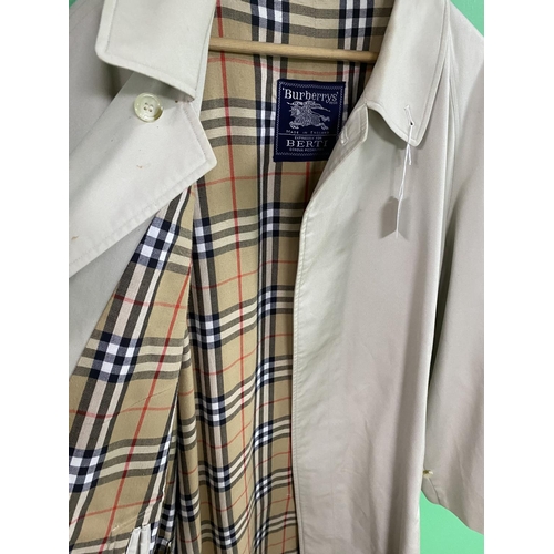 Burberry trench coat clearance 1990