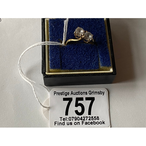 757 - 18ct gold ring size O 3.1g