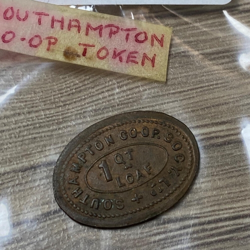 62 - SOUTHAMPTON CO-OP TOKEN 1/4 LOAF AS SEEN