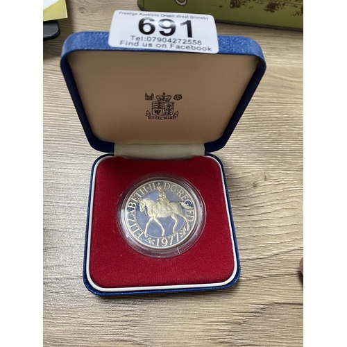 691 - 1977 PROOF SILVER COIN ROYAL MINT