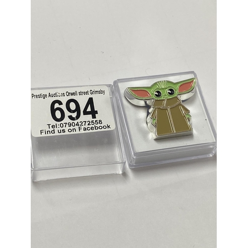 694 - FINE SILVER YODA TWO DOLLARS IN A CASE