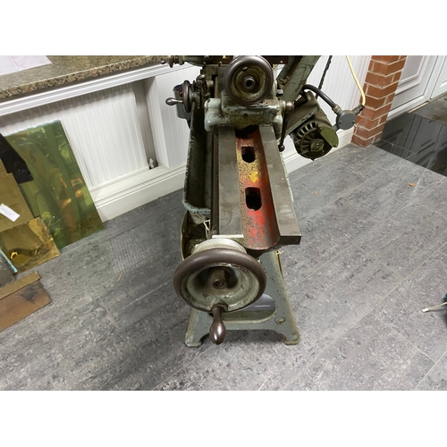 262 - MIFORD LARGE METAL WORKING LATHE IN RUNNING ORDER WITH LOTS OF ACCESSORIES