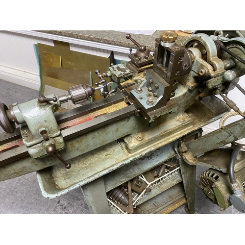 262 - MIFORD LARGE METAL WORKING LATHE IN RUNNING ORDER WITH LOTS OF ACCESSORIES