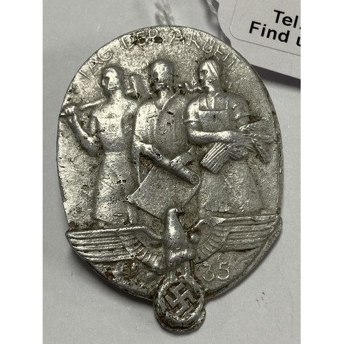 13 - GERMAN THIRD REICH TAG BADGE TINNIE