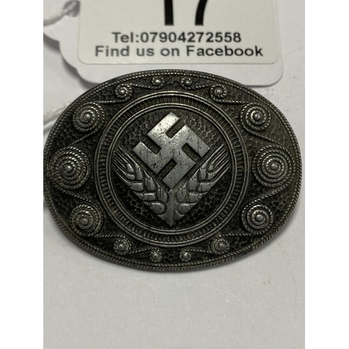 17 - GERMAN WW2 RAD WOMAN BROOOCH