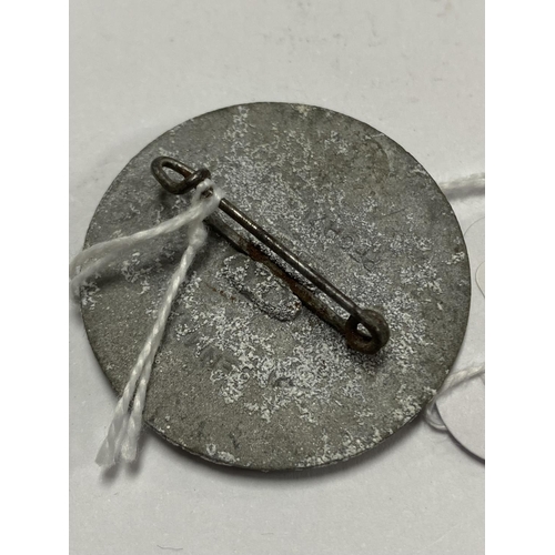 20 - GERMAN FUN RAISING BADGE