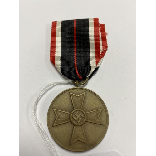 4 - WW2 GERMAN 1939 MERIT MEDAL