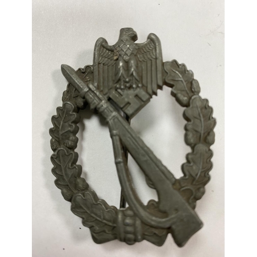 41 - WW2 GERMAN INFANTRY ASSAULT BADGE WITH W.H ON THE BACK