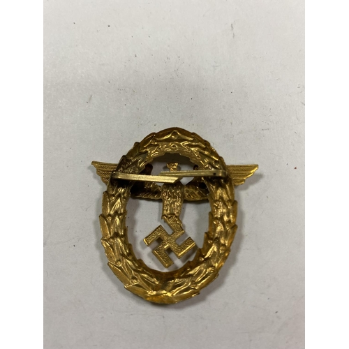 59 - WW2 GERMAN POLICE CAP EAGLE