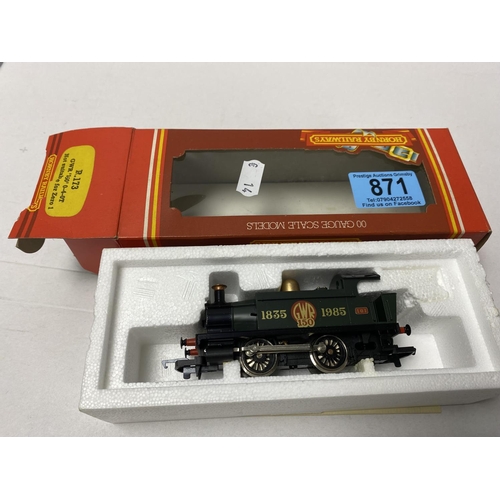 871 - R173 loco OO gauge boxed