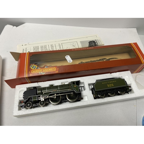 875 - hornby R683 repton OO gauge Loco boxed