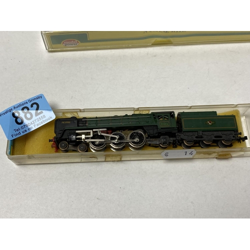 882 - N gauge loco