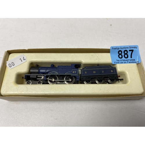 887 - N gauge steam loco