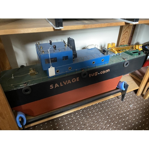 165 - MOTORIZED SALVAGE TUG LENGTH 80CM WIDTH 17CM