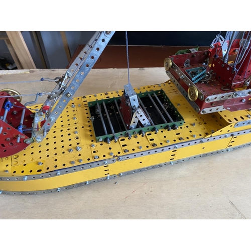 208 - MECCANO DREDGER LENGTH 73CM WIDTH 18CM