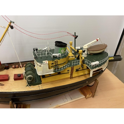 295 - HOMEMADE MOTORIZED TRAWLER 