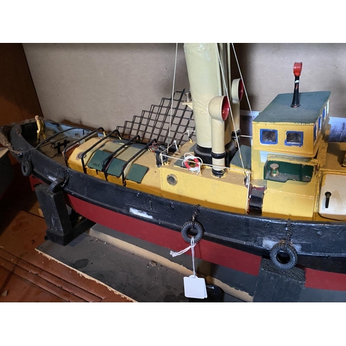 44 - MOTORIZED TUG 