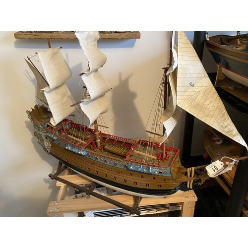 81 - LARGE VINTAGE MODEL GALLEON LENGTH 76CM WIDTH 15CM