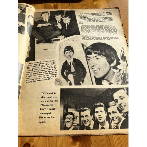 319 - Top boys magazine 1964 original photo a/f