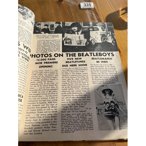 335 - Beatles tee ville 1960’s magazine