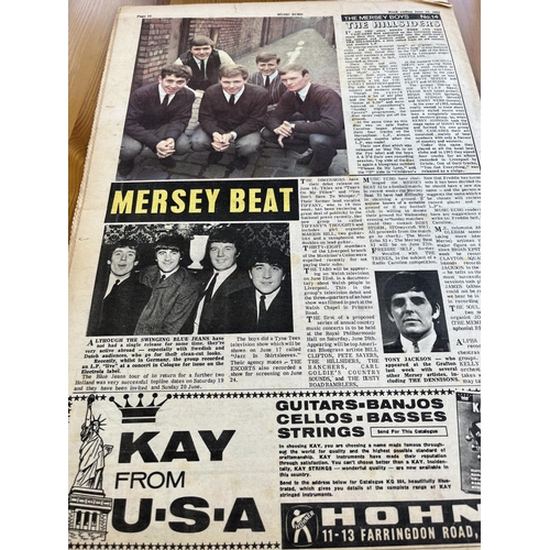 360 - Rare musicecho 1965 everley brothers beatles etc complete paper