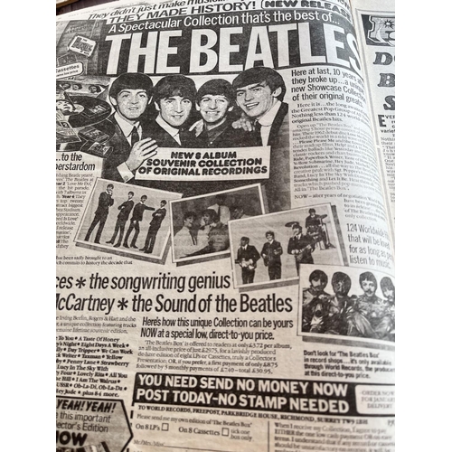 342 - Original daily star newspaper 1980 the world stops for Lennon complete paper