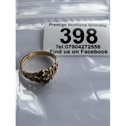 9CT GOLD RING WITH STONES 3G SIZE O