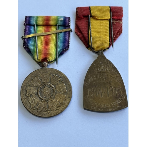 17 - 2 BELGIUM WORLD WAR 1 MEDALS UN NAMED