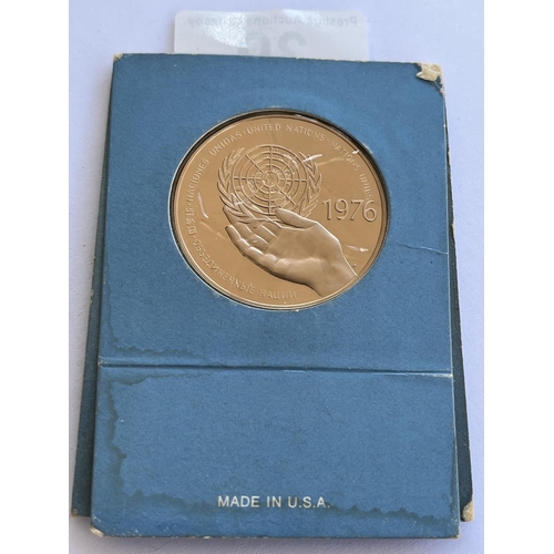 39 - 1976 UNITED NATIONS PEACE MEDAL BRONZE (SEALED)