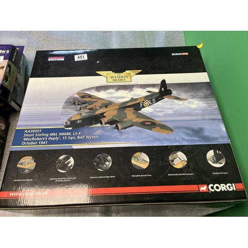 451 - CORGI AA39501 SHORT STIRLING MKI 1/72 SCALE HAS BEEN DISPLAYED