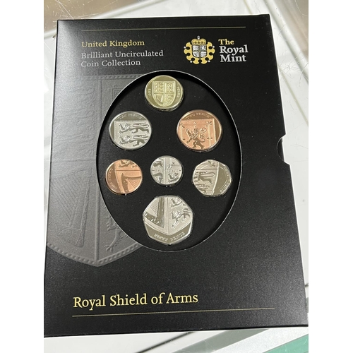 458 - ROYAL MINT BRILLIANT UNCIRCULATED SHIELD OF ARMS COINS SET