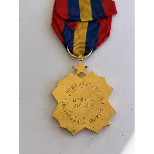 72 - REPUBLIC OF CONGO MEDAL