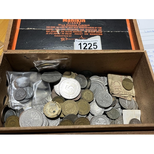 1225 - BOX OF ASSORTED COINS