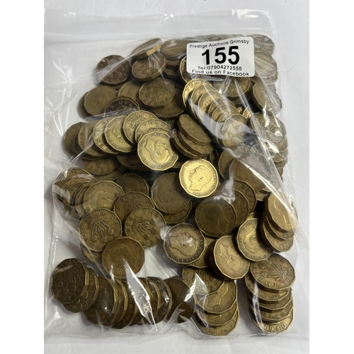 155 - 1KG OF UNSORTED MIXED DATES BRASS 3D COINS