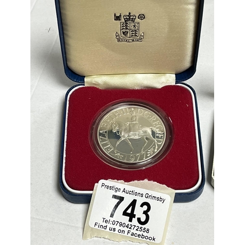 743 - ROYAL MINT SILVER PROOF JUBILEE CROWN