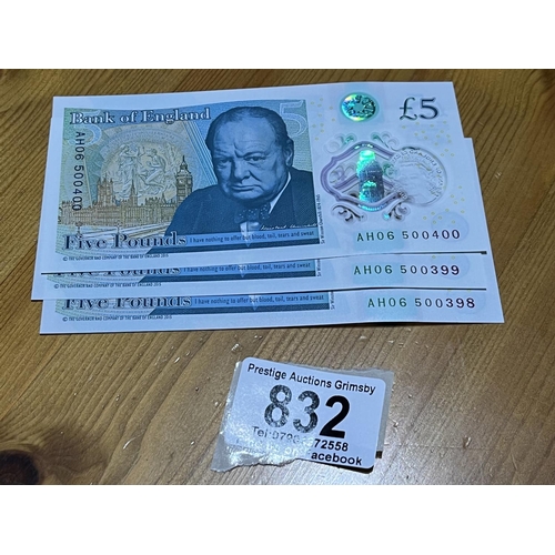 832 - 3 UNCIRCULATED 5 POUND NOTES